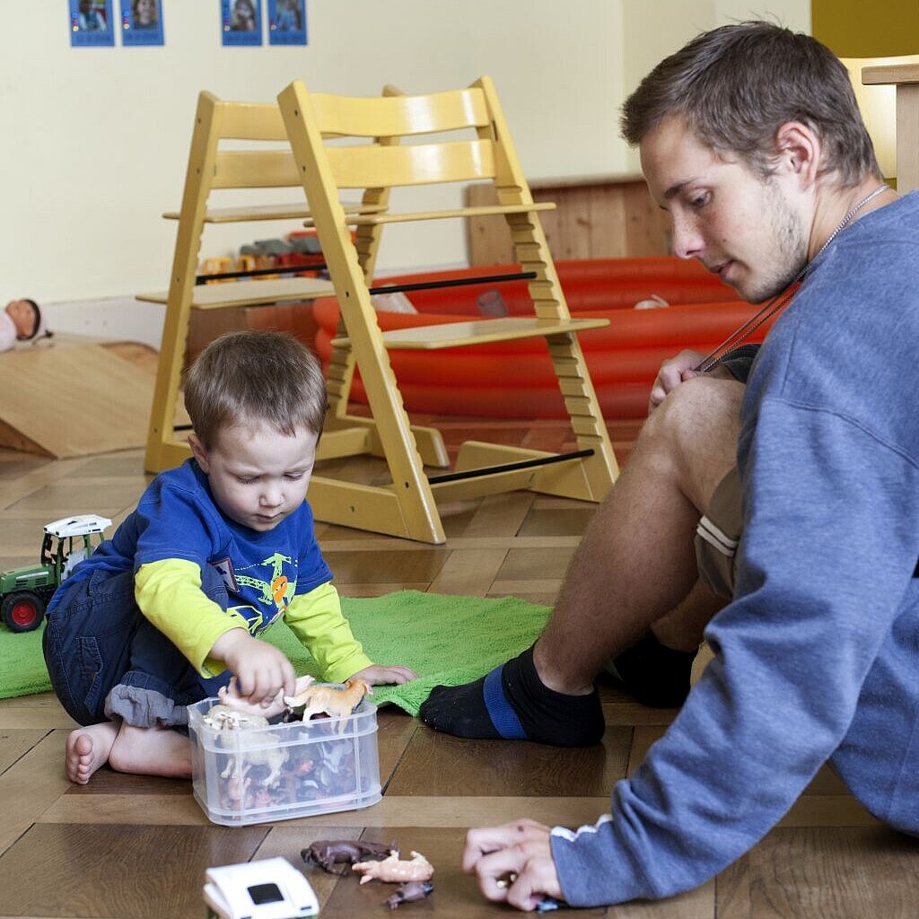 kibesuisse Männer in der Kinderbetreuung